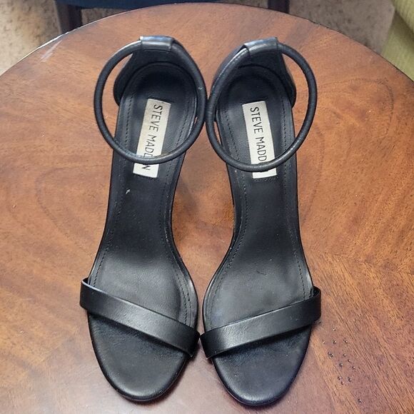 STEVE MADDEN STRAPPY LEATHER OPEN TOE HIGH HEEL SANDAL - Picture 2 of 16